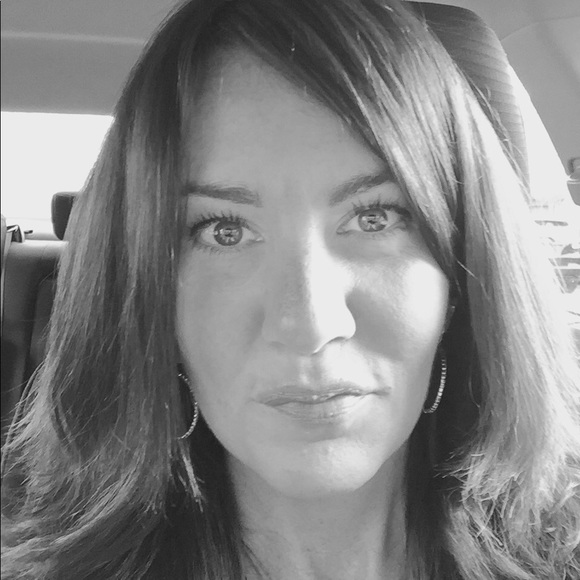 Meet your Posher, Krista - Picture 1 of 1